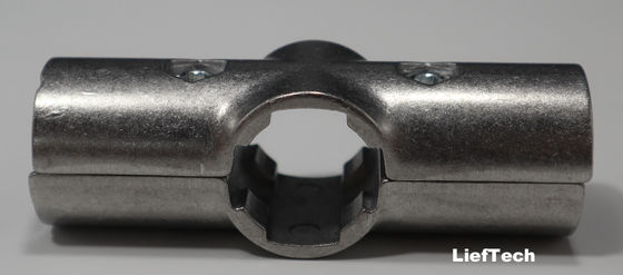 6063 T5 Alliage d'aluminium Joint de tuyau croisé Facile à assembler surface oxydée