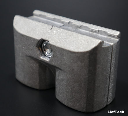 Surface anodisée parallèle et droite de l'articulation externe des tuyaux en aluminium